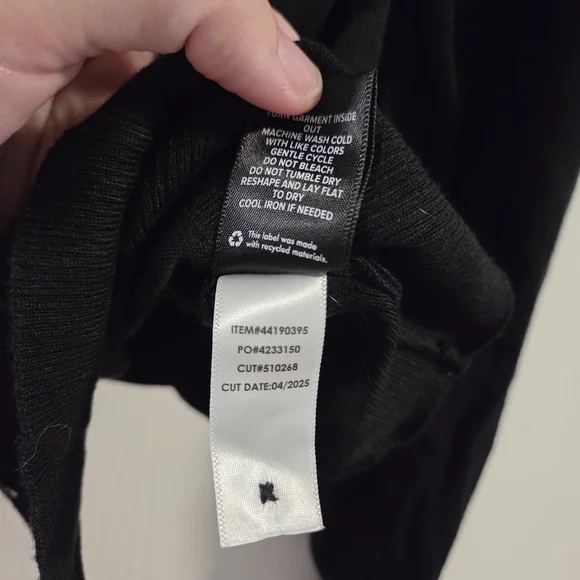 NWOT Torrid Retro Chic Cherry Embroidered Cardigan- Size 2x - Picture 11 of 11